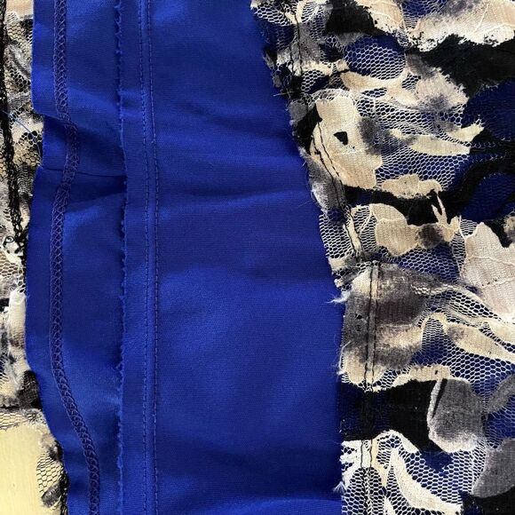 Pins & Needles by Anthropologie Lace Floral Dress With Navy Lining, Size S - Picture 9 of 10